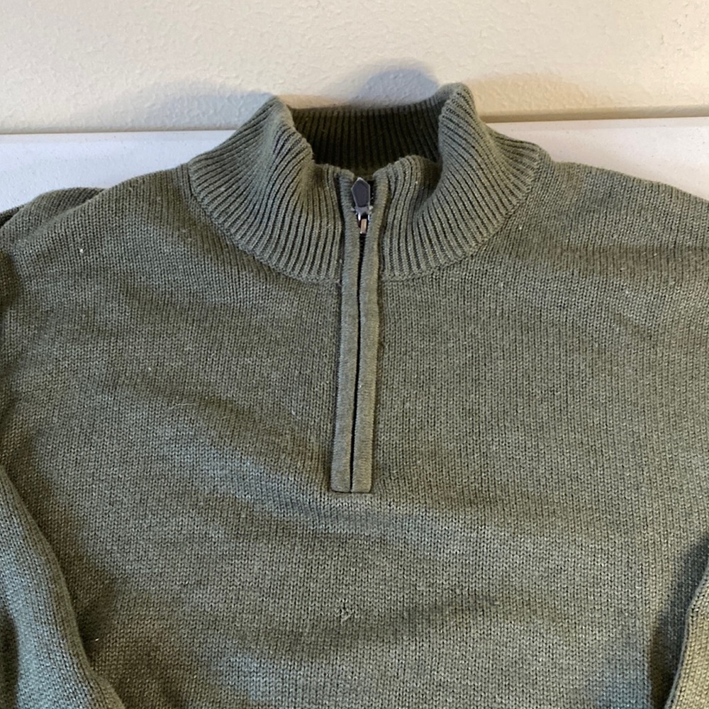 Perry Ellis 1/4 zip sweater Sz XL
